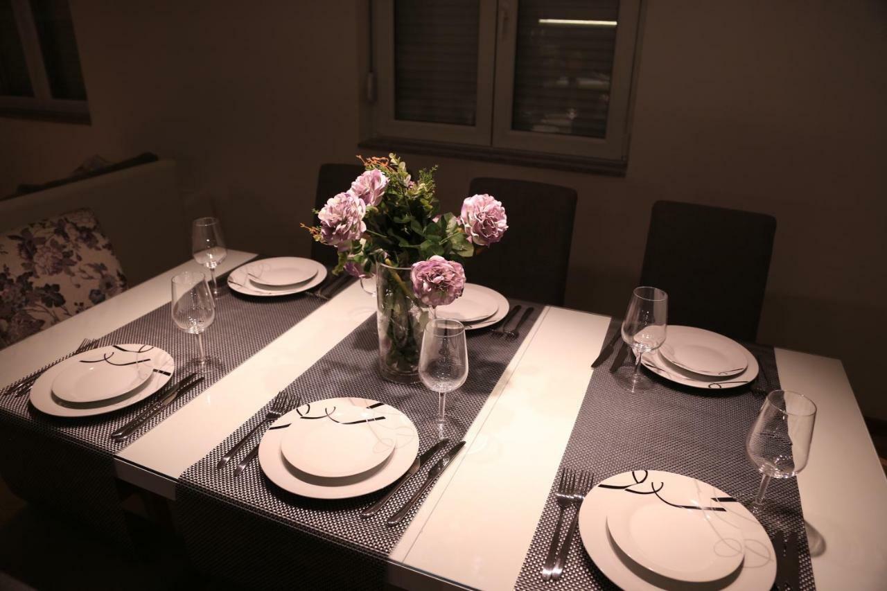 Booking Zadar Villa Franov With Pool, 10 Min From The Old Town Of Zadar Eksteriør bilde